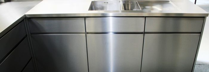 Handleless Base Cabinets With Drawers