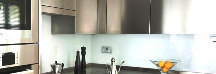 Handleless Wall Cabinets